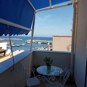 La Rosa Dei Venti , Isola delle Femmine Italie